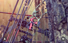 Load image into Gallery viewer, Three Wisemen Mount (Right handed) Nock2it, Wise Choice, First Choice, Hot Shot