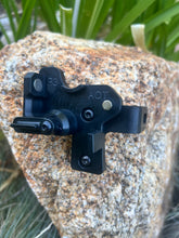 Load image into Gallery viewer, B3 Omega/Versa Mount (Left handed)
