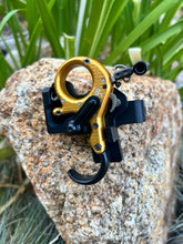 Load image into Gallery viewer, B3 Omega/Versa Mount (Left handed)

