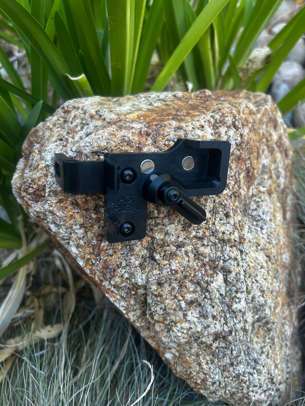 AOT TRU-Ball Max Pro / Boss X magnetic release holder with stabilizer bracket