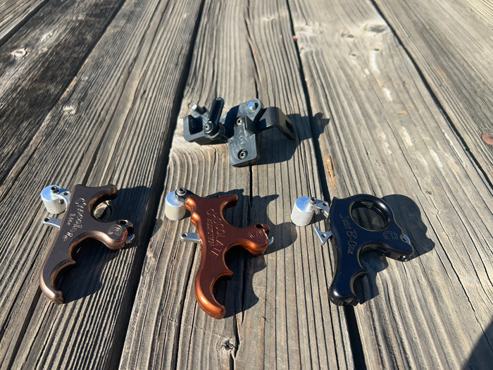 AOT magnetic release holder for the Carter Just B Cause, Chocolate Addiction, Chocolate Lite, Insatiable, Target and TRU-Ball Blade Pro, left hand