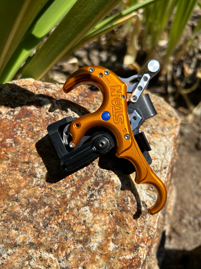 AOT magnetic release holder for the Stan SX3 thumb release, M-XL, left hand