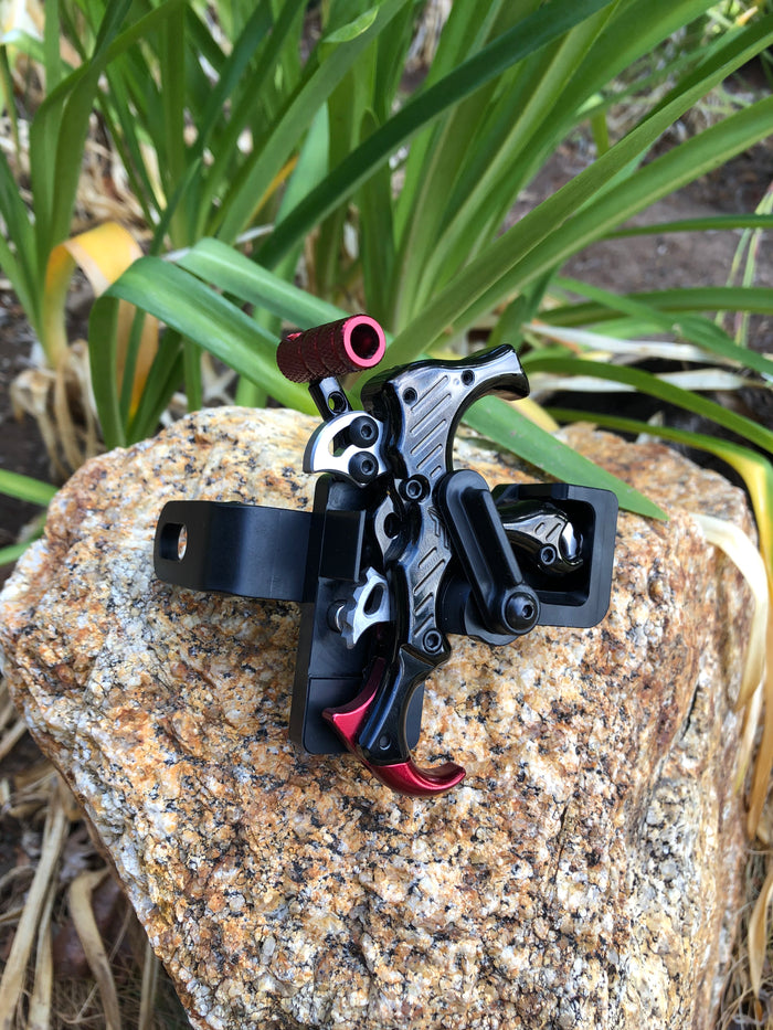AOT magnetic release holder for the TruFire Synapse thumb release, right hand