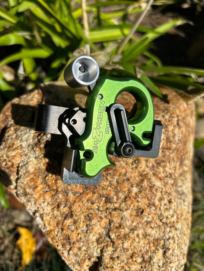 AOT magnetic release holder for the Nock On Mini Nock 2 It thumb release, right hand